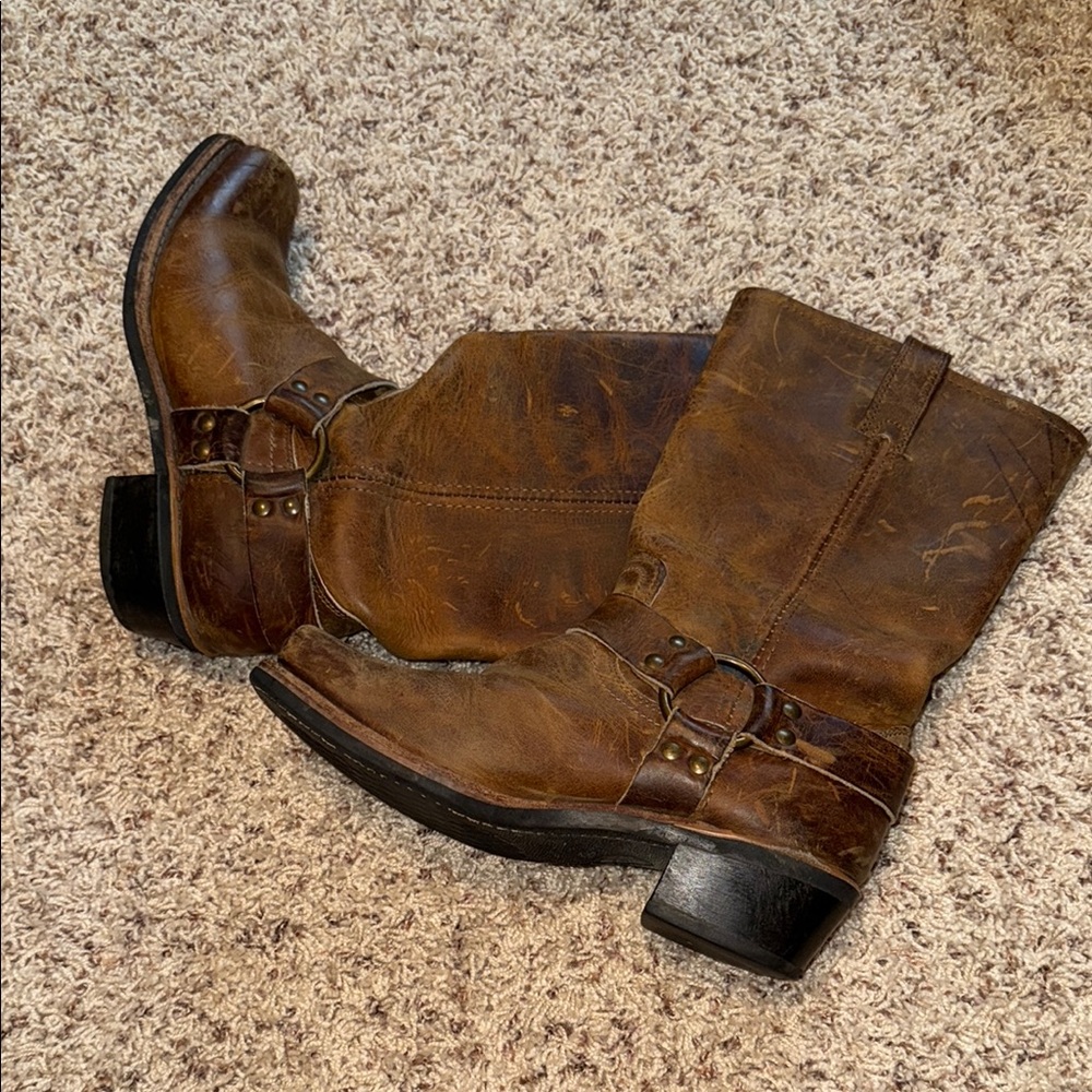 Frye Brown Heeled Boots Classic Rugged Design Motorcycle vintage